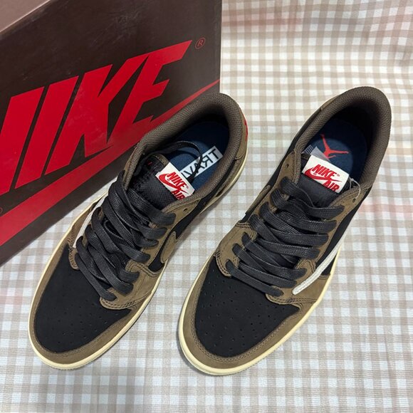 Nike Travis Scott X Air Jordan 1 Retro Low Og Mocha - Picture 2 of 6